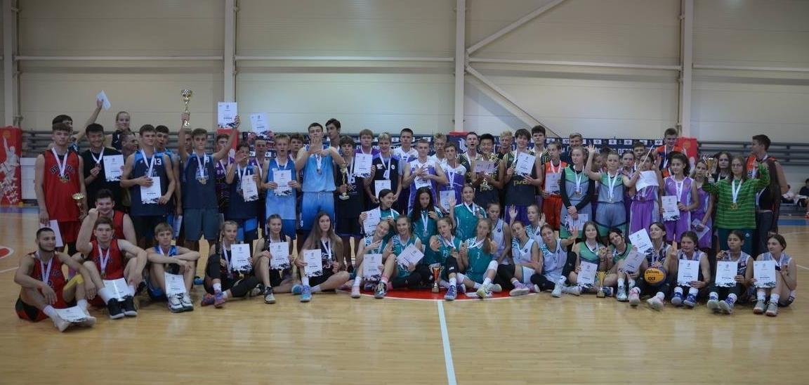 Победители и призеры Фестиваля баскетбола «Лига Про» детям среди команд ДФО 2023 года  